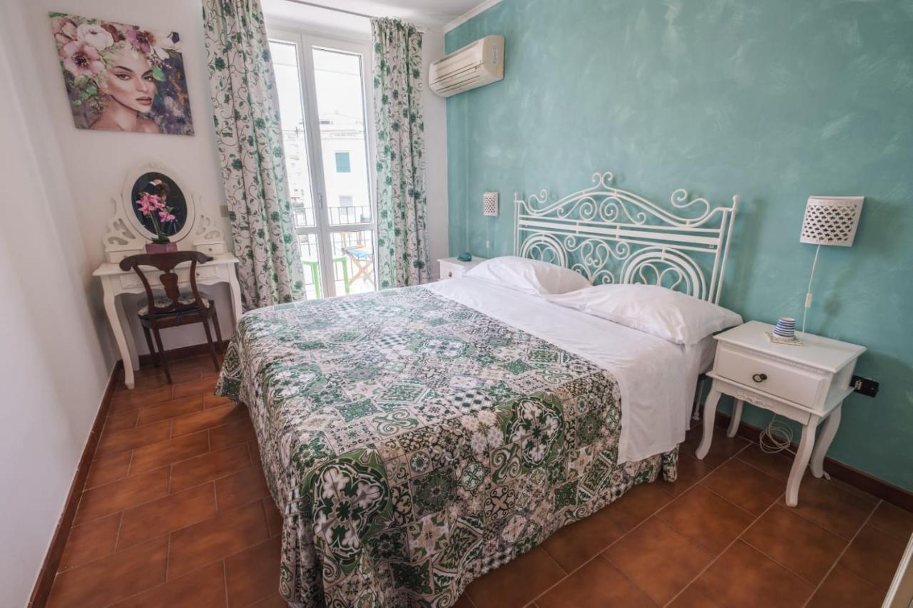 Hotel Borgo Blu Bacoli Esterno foto