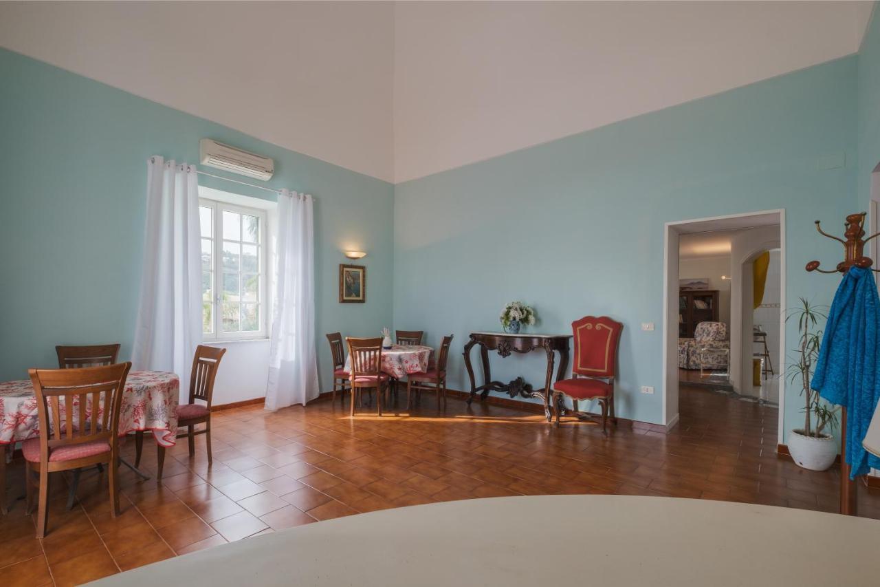 Hotel Borgo Blu Bacoli Esterno foto